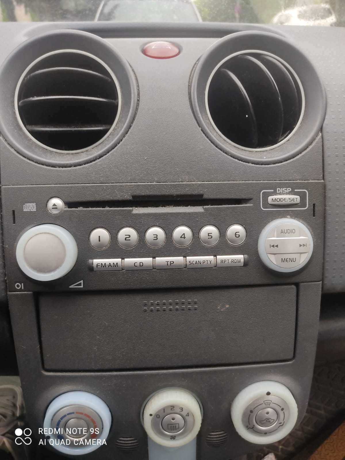 Mitsubishi colt 1.1 rok 2005