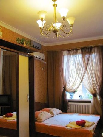 сдам посуточно 2х комнатн квартиру в Одессе между Дерибасовской и Прим