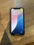 Iphone 11 czerwony