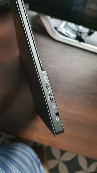 monitor przenośny Full HD 15 cali