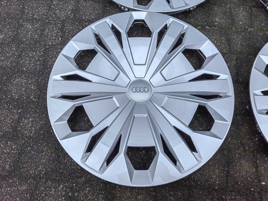 Kołpaki 17" Audi A3 A4 Q3 Q2 Q5 jak Nowe Komplet MG C
