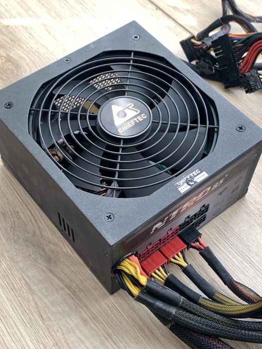 Блок живлення Chieftec BPS-950C