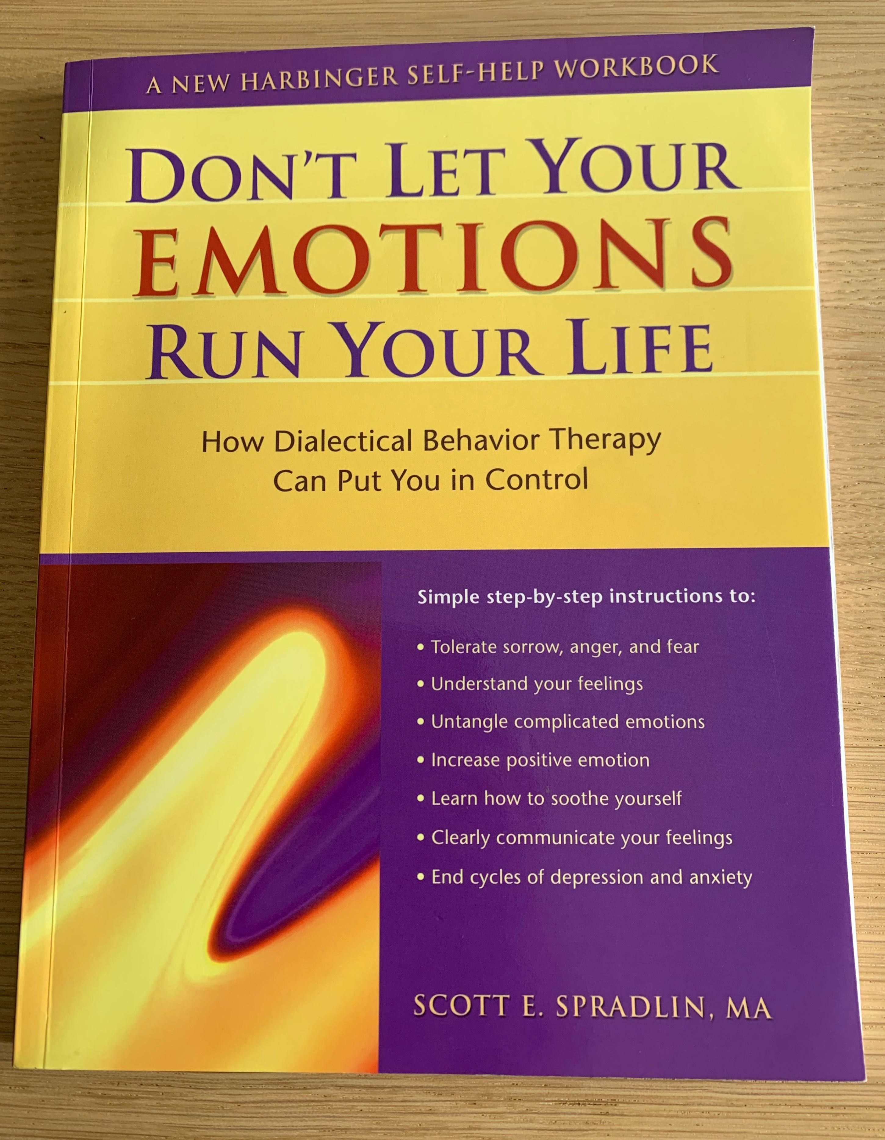 Livro "Don't Let Your Emotions Run Your Life", de Scott E. Spradlin