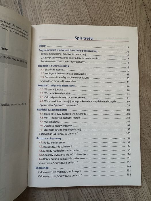 podręcznik Chemia 1 Krzystof Pazdro zakres podstawowy licem technikum