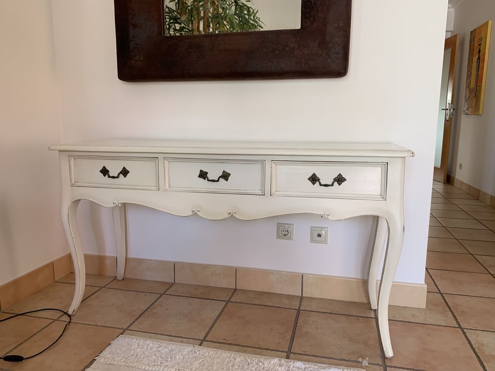 Consola em madeira decape branco
