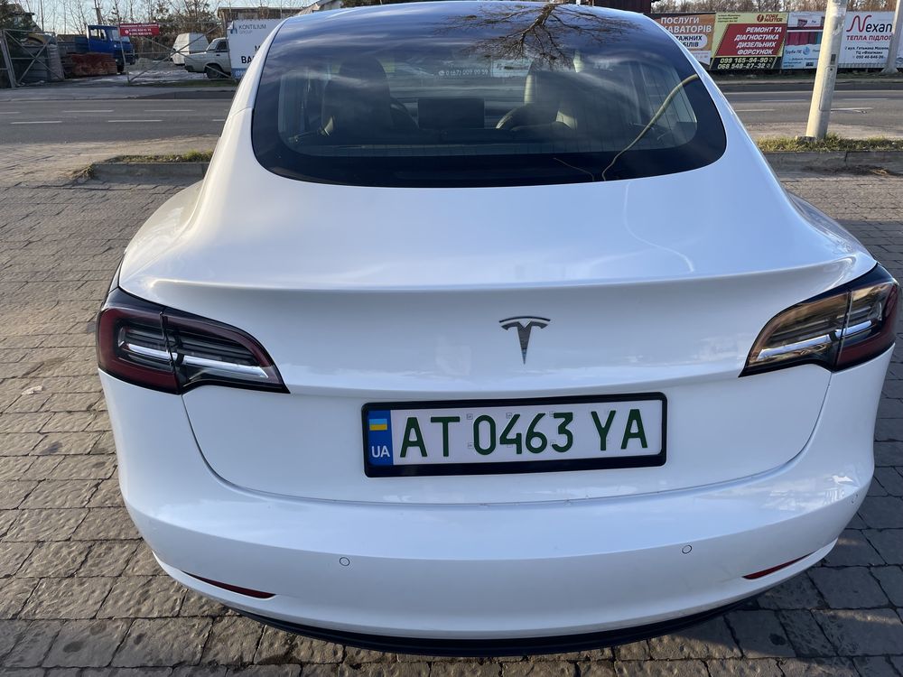 Tesla model 3, 2022 р.в., рестайлінг