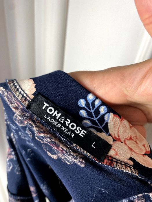 Granatowa spódnica ołówkowa w kwiaty L M old money elegancka jesień