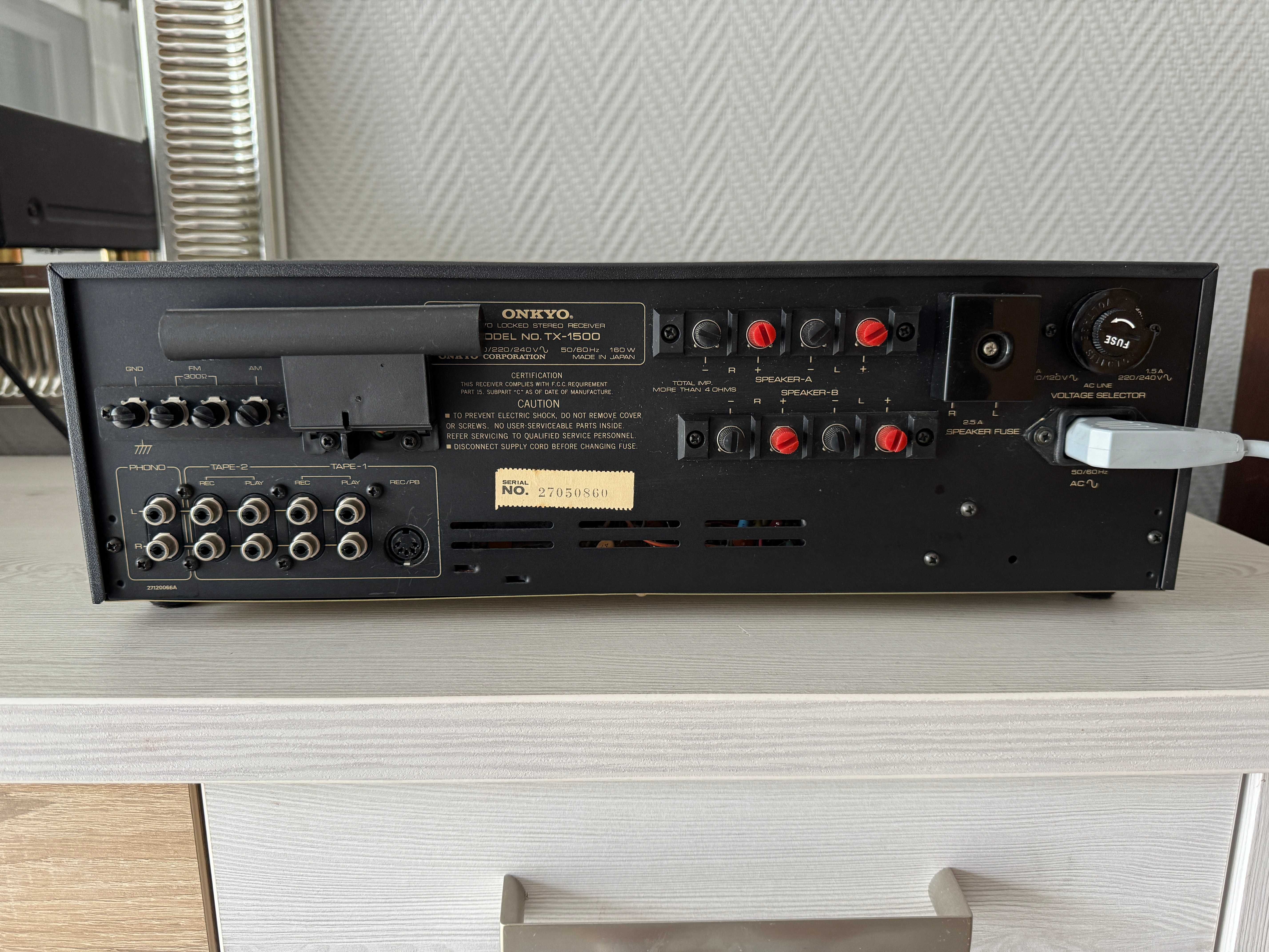 ONKYO TX-1500 Amplituner Hi-FI STEREO