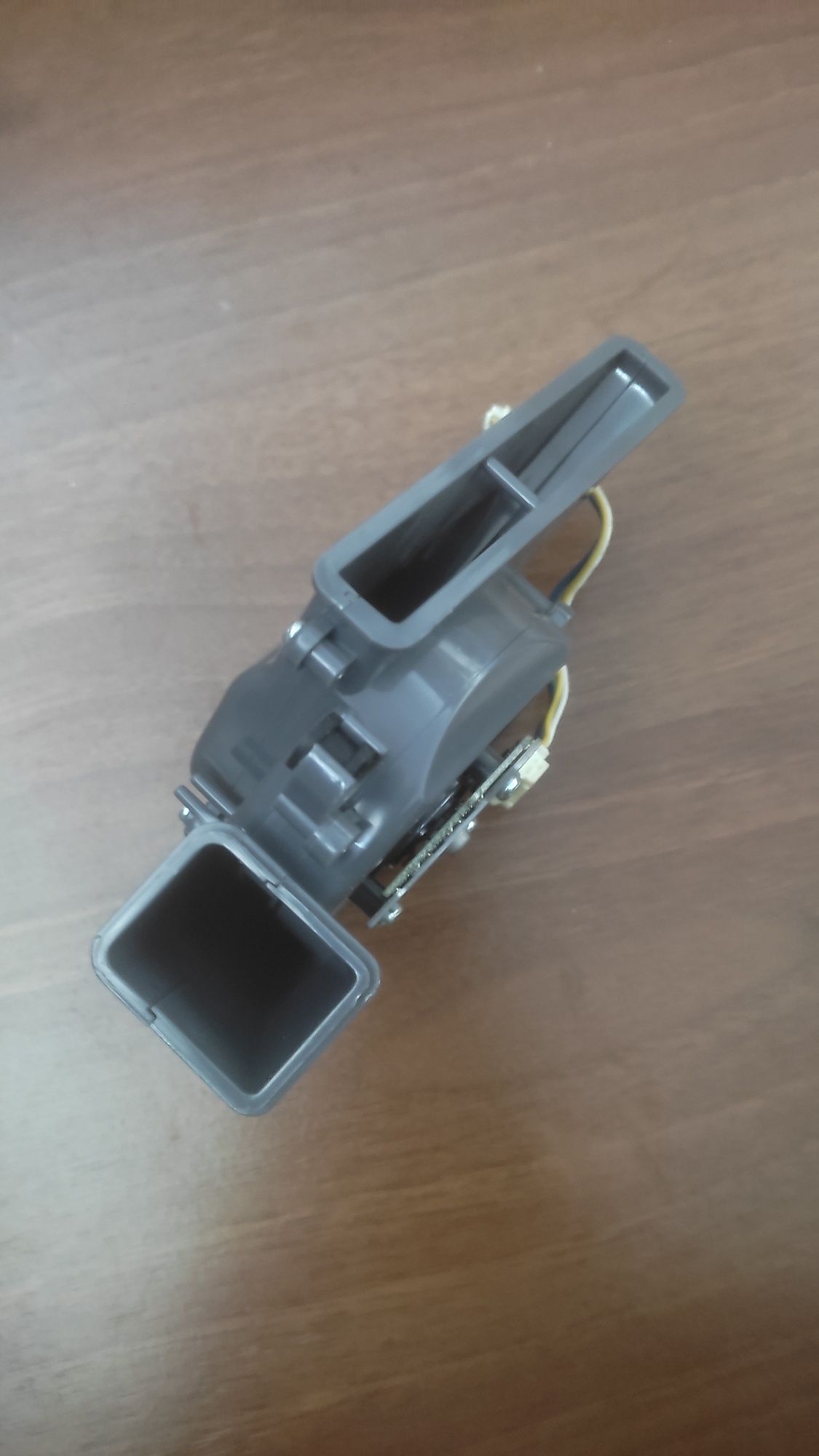 Ventilador robot aspirador Cecotec