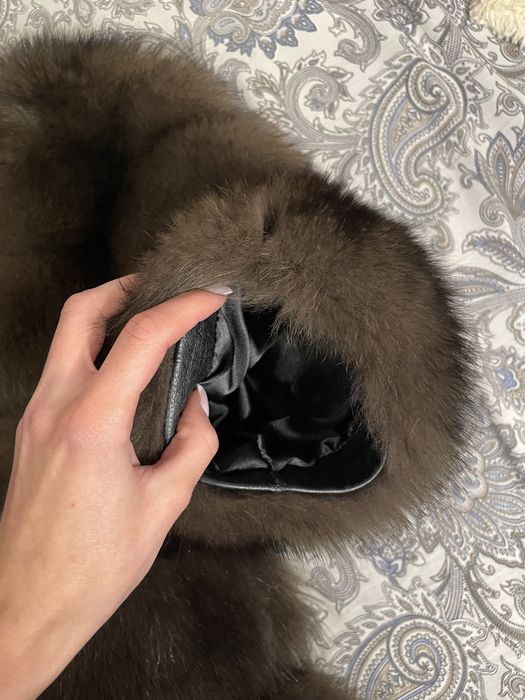 Шуба з натурального хутра песець , колір під соболь