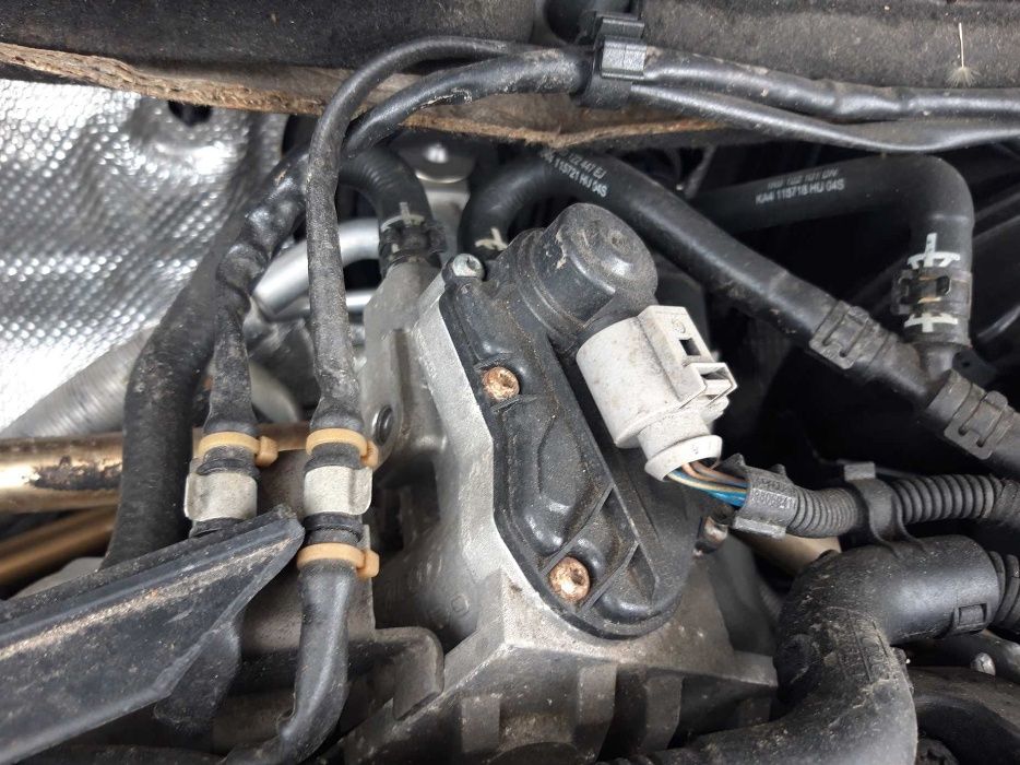 Przepustnica Egr Alternator Przepływomierz VW Golf Passat 2.0 FSI BVX