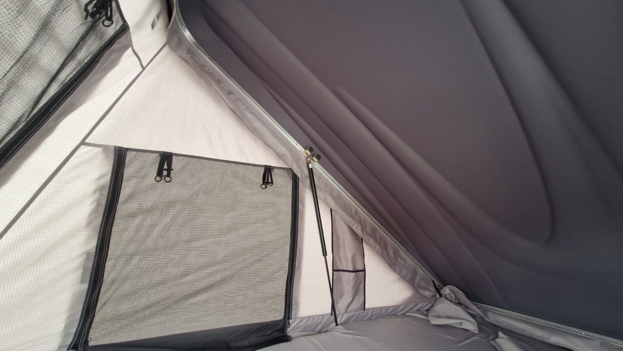 Namiot dachowy dwuosobowy  kapsułowy kapsułowy TurtleTent Turtle Tent