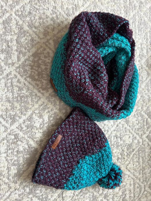 Zestaw czapka + komin- marki Wedze