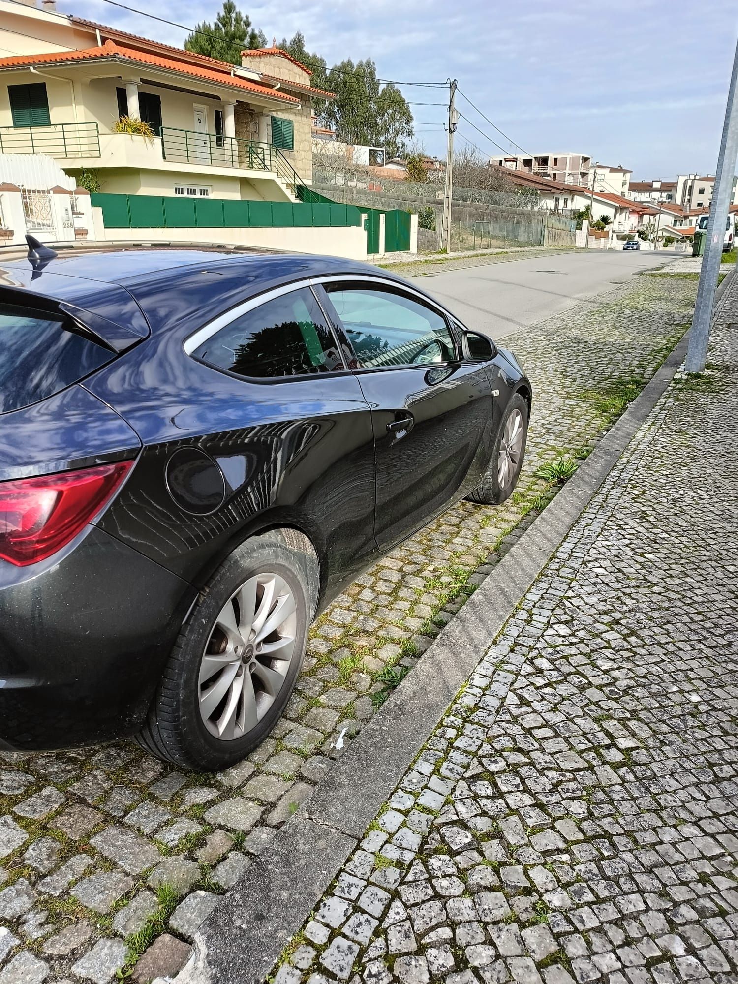 Opel Astra J GTC 2.0 diesel