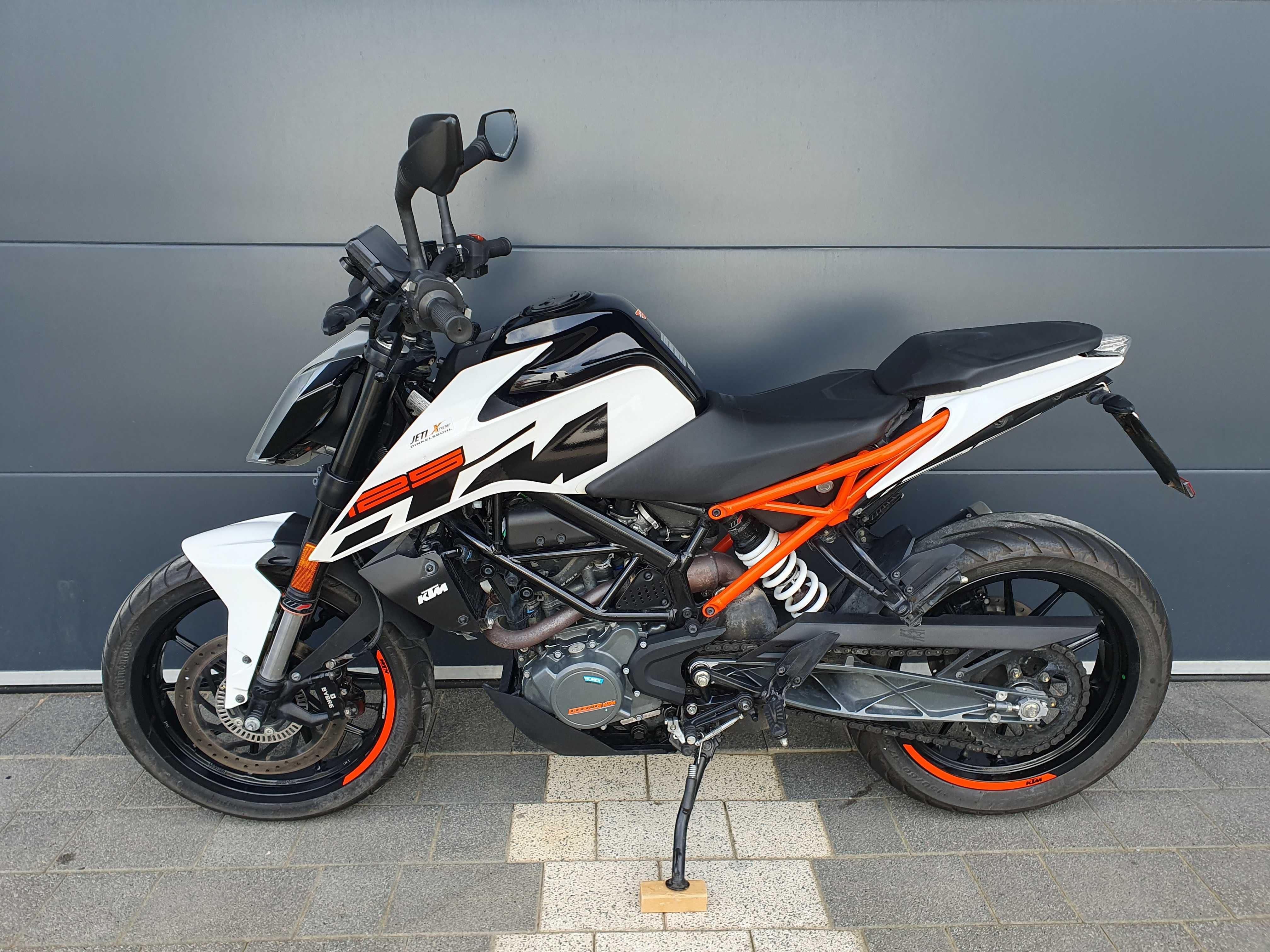 KTM 125 Duke, ABS, Led, serwis, super stan, kat.B