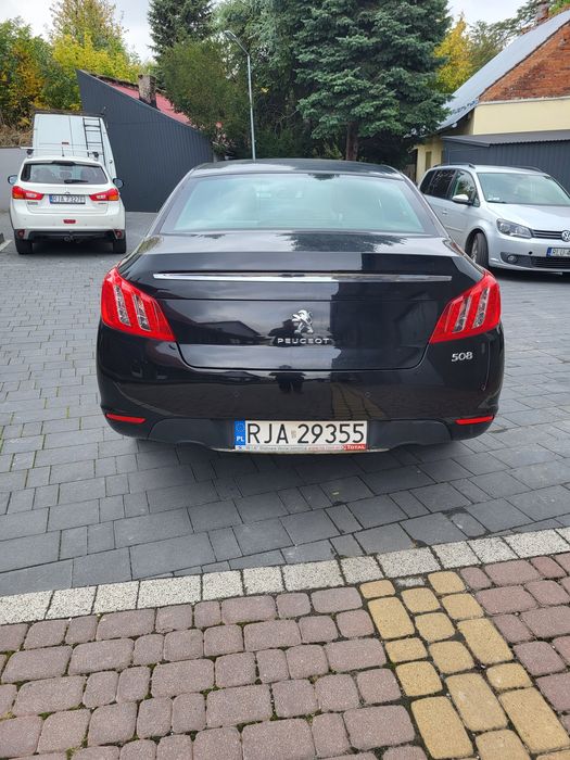 Samochód Peugeot 508