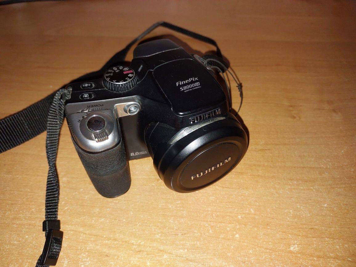 Фотоапарат Fujifilm FinePix S8000fd