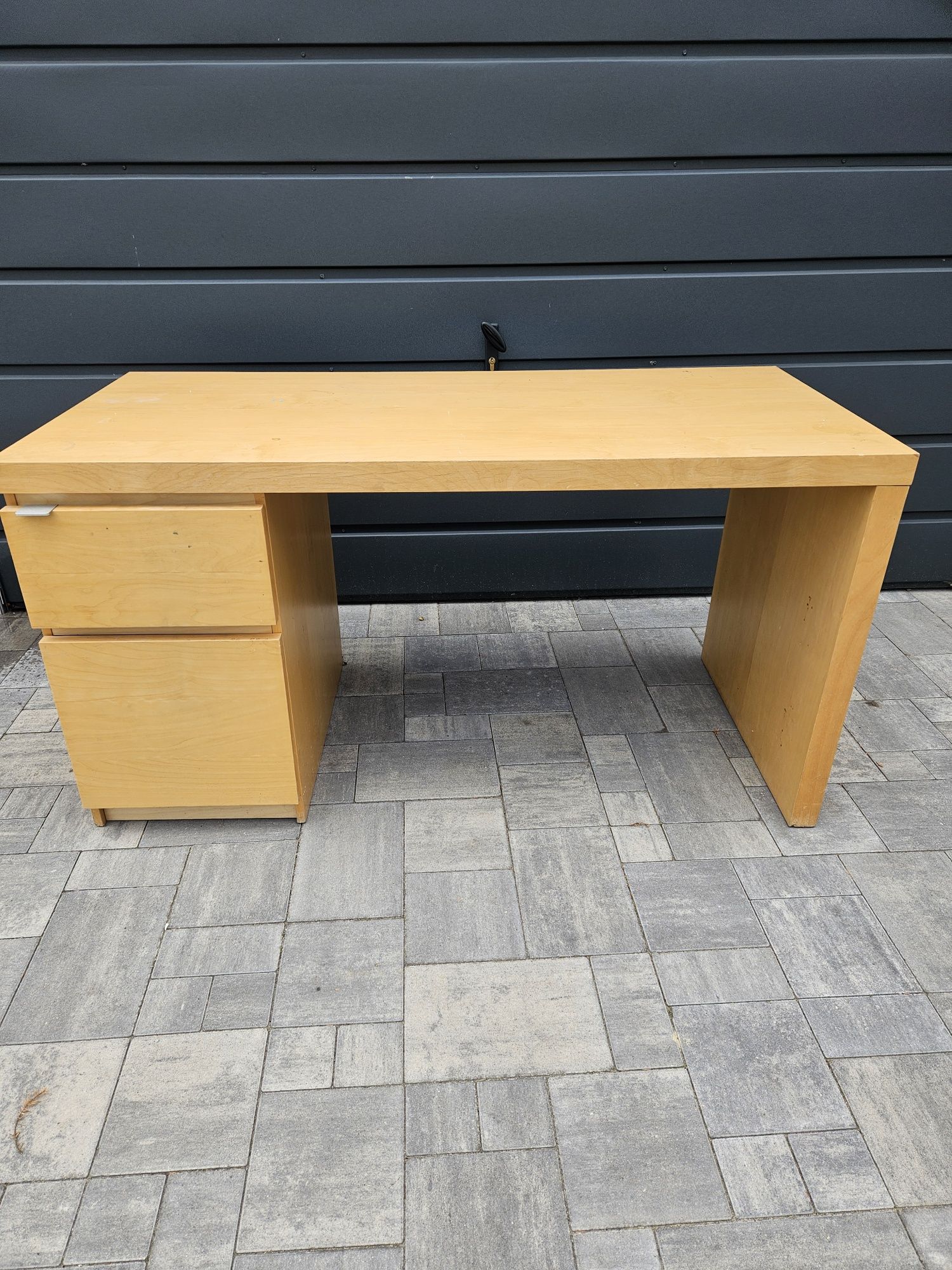 Biurko Ikea, model Malm 140x65
