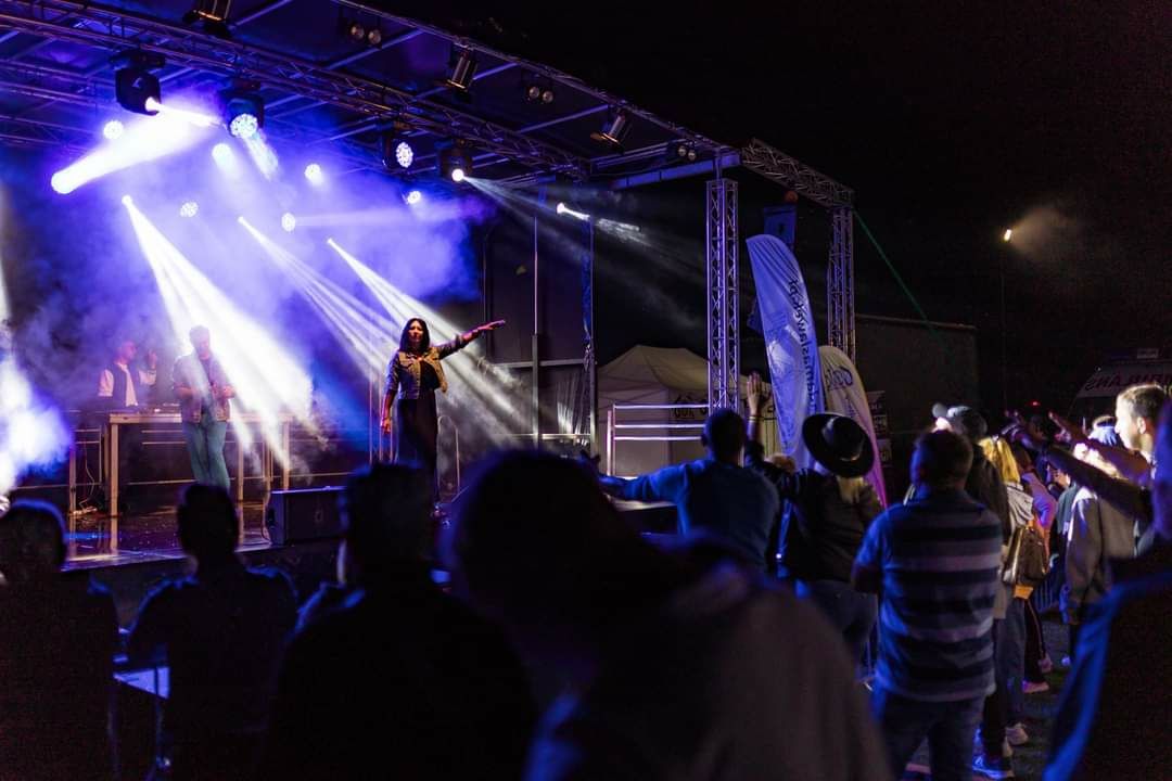 Scena 10x8 ,8x6 technika estradowa agregaty prądotwórcze wynajem