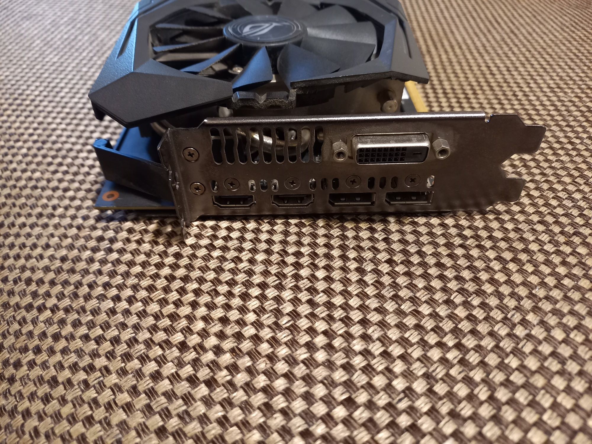 Vega 56 rog strix