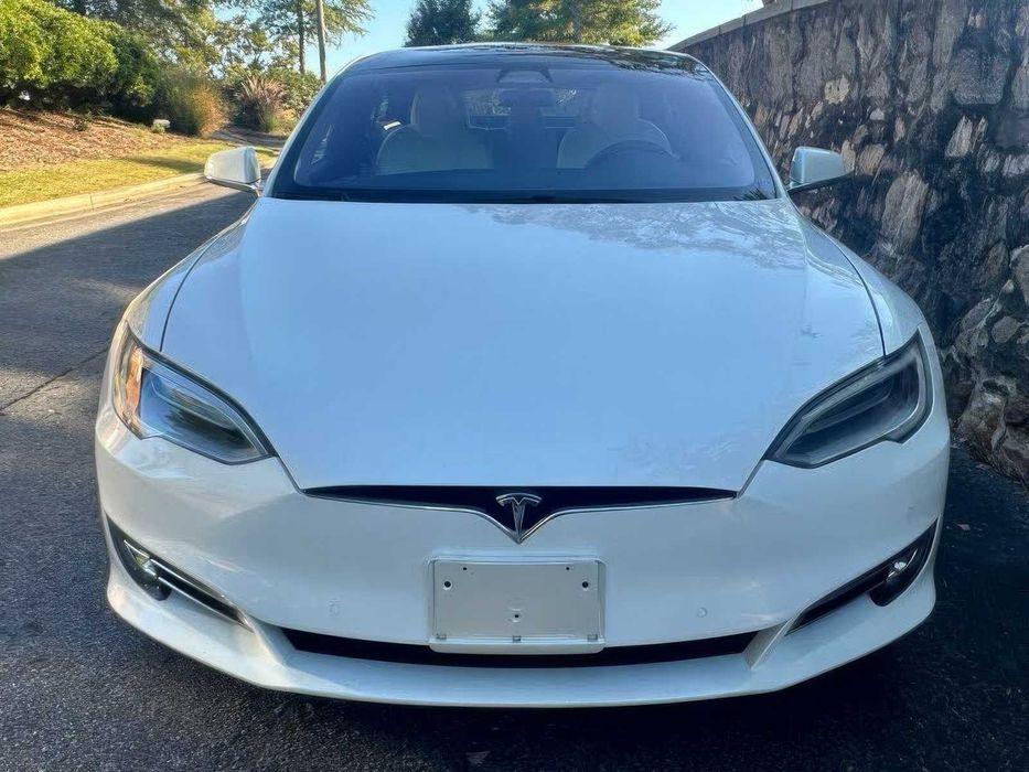 Tesla Model S Performance      2020