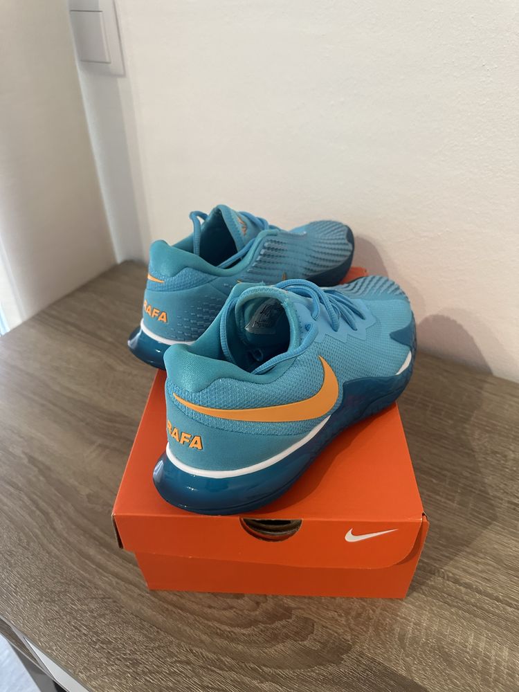 NikeCourt Zoom Vapor Cage 4 Rafa
