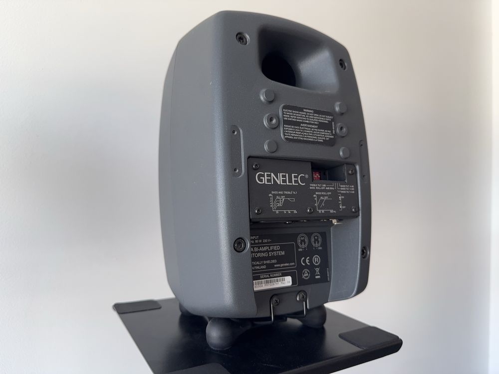 Genelec 8030a - Monitor Coluna estúdio - como novas