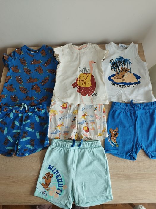 9 Zestawów koszulki i spodenki
