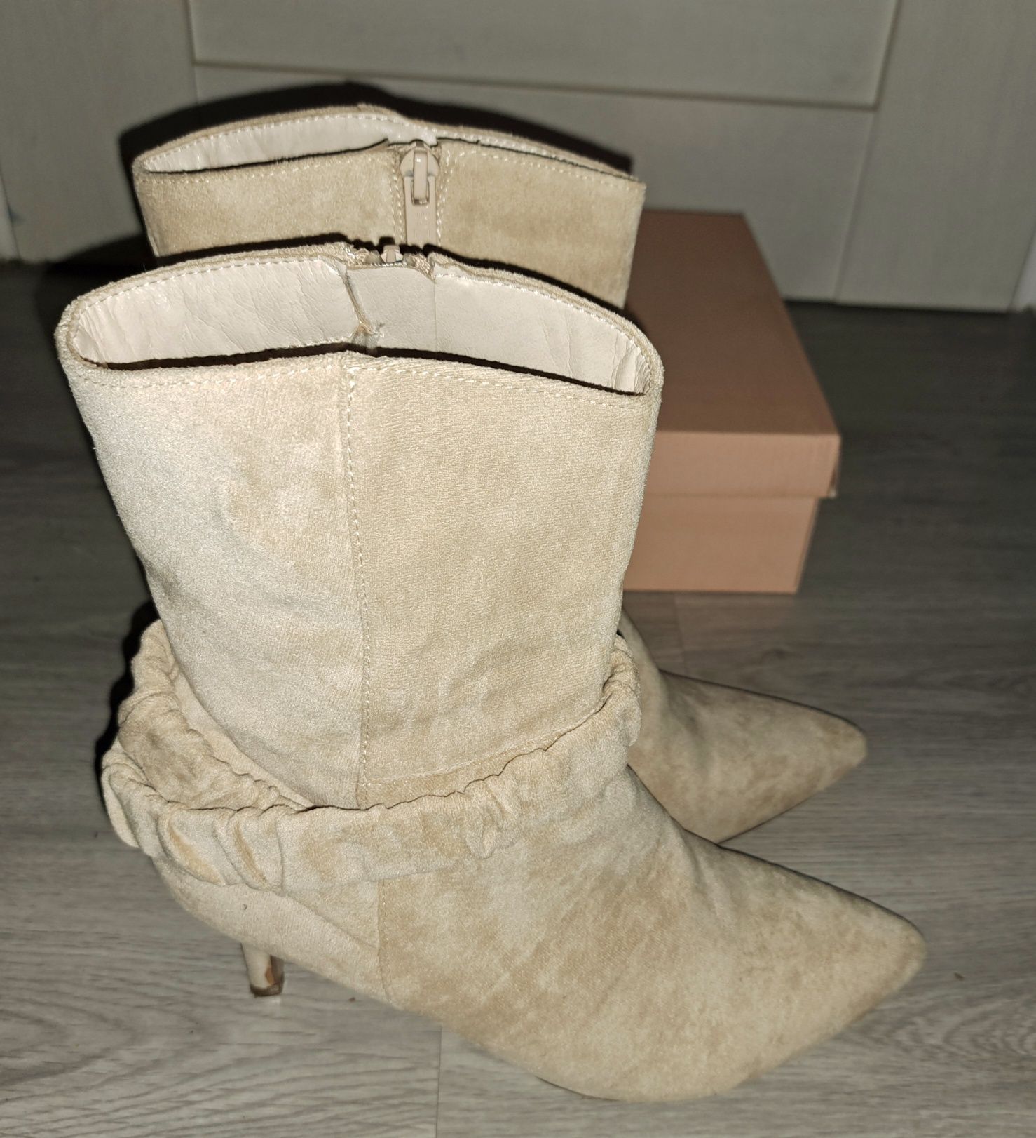 Buty botki kowbojki na obcasie DeeZee MRM