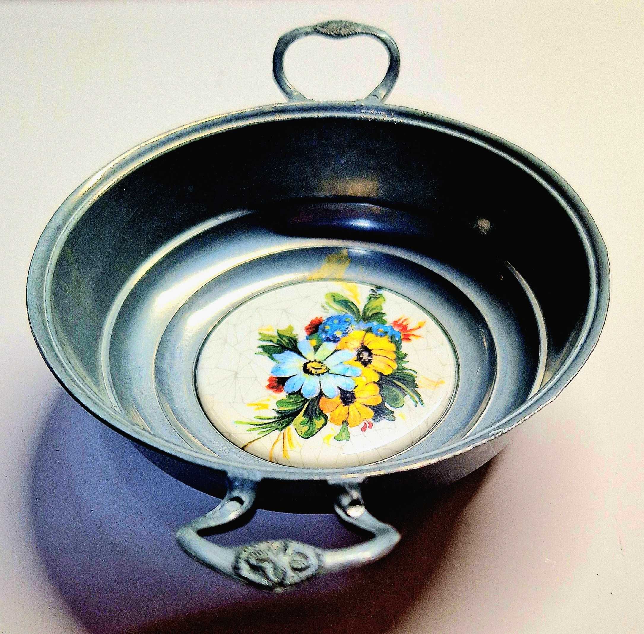 Декоративная тарелка  порцеляна клеймо ручной работы Германия