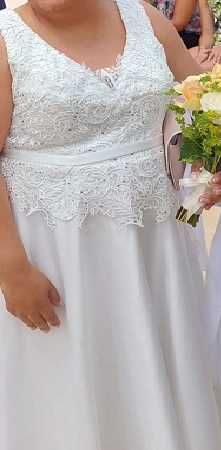 Vestido de noiva usado 1 vez apenas