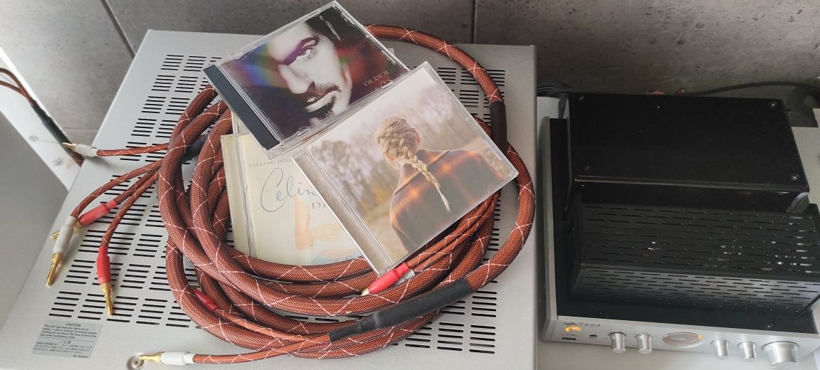 Witam sprzedam wzmacniacz Onkyo 9070
