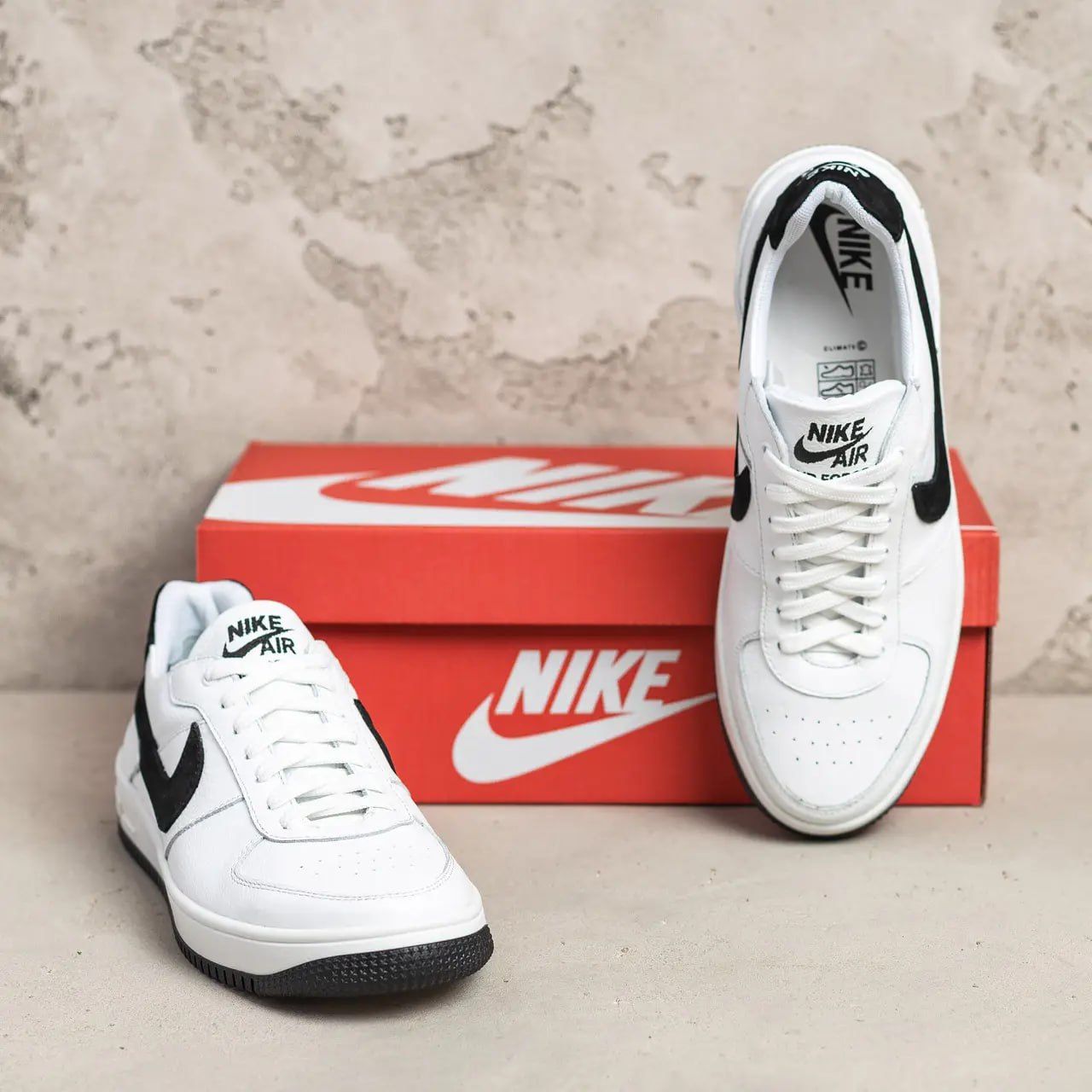 Белые мужские кроссовки Nike повседневные стильные кроссы найк