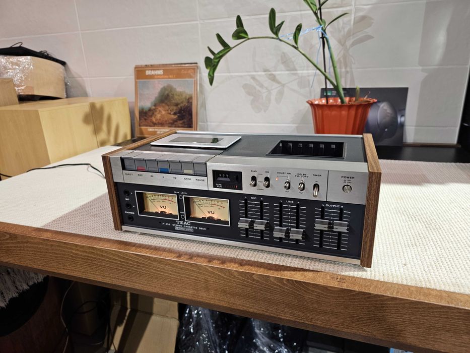Касетна дека TEAC A-450