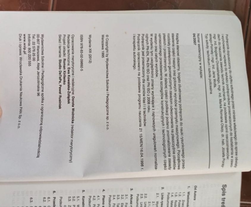 Podręcznik rysunek techniczny dla mechaników Tadeusz Lewandowski