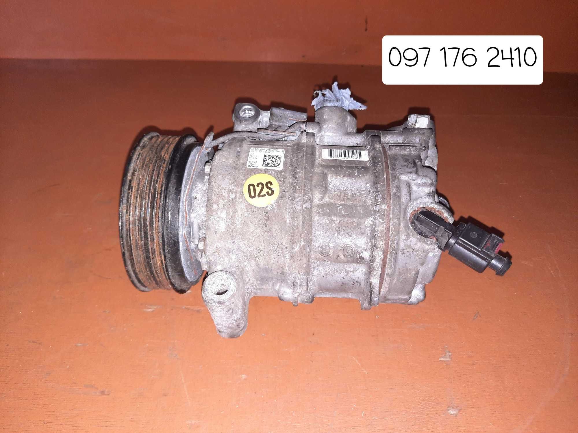 Компрессор кондиционера 8T0260805F Audi A4 B8 A5 Q5 2.0