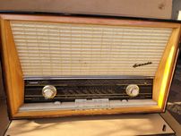 Zabytkowe radio lampowe Blaupunkt Granada