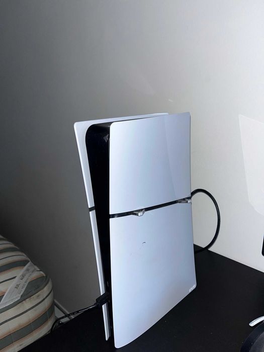 Vendo Playstation 5 Slim Digital 1TB