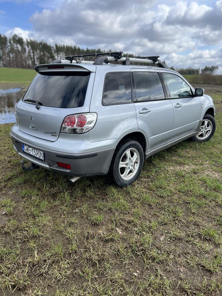 Mitsubishi outlander 4x4 stan bdb (rav 4)