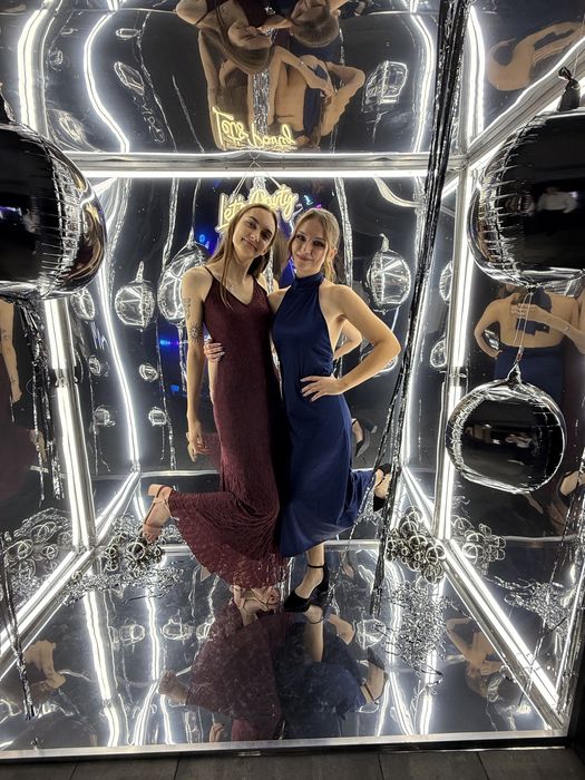 Fotobox Lustrzany Olsztyn Fotobudka Mirrorbox z wydrukiem zdjęć