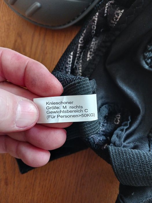 Комплект захисту колін, ліктів (наколінники, налокітники) розпаровані