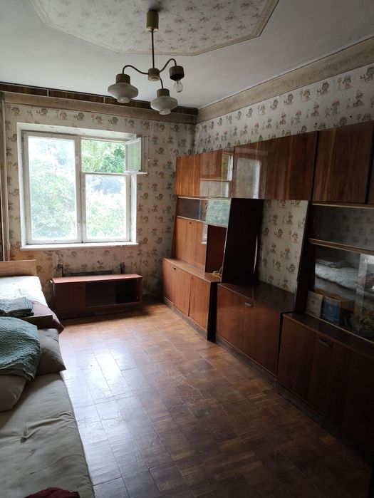 Продам однокімнатну квартиру в Калиті