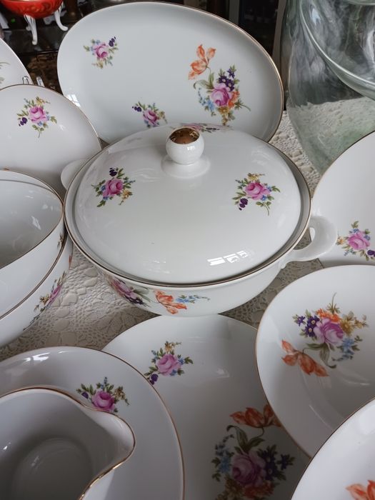 12 osob serwis obiadowy kwiaty porcelana Ilmenau