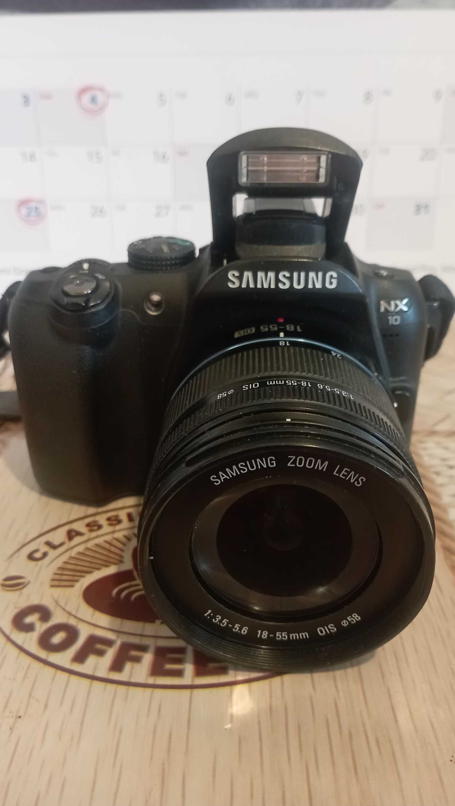 Фотоапарат Samsung NX10