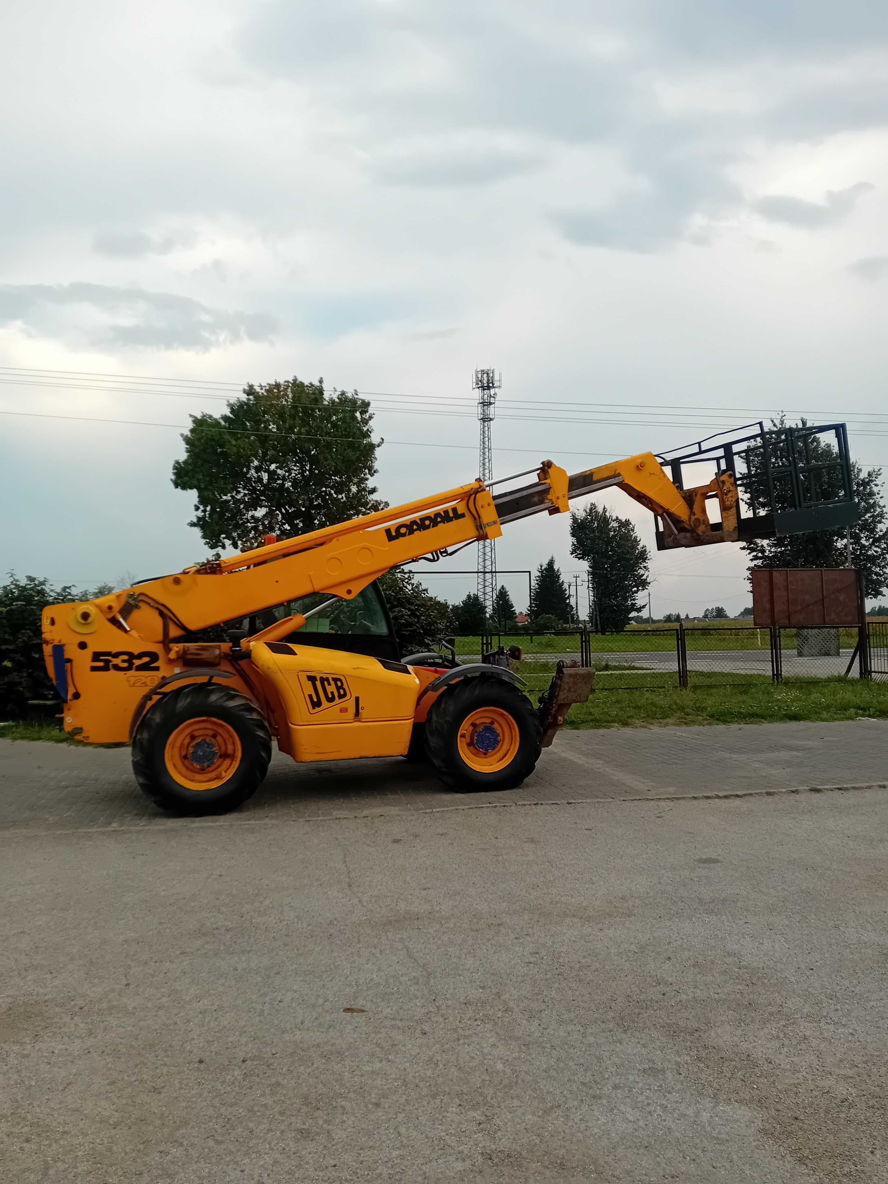 Ładowarka teleskopowa Jcb 532-120 stan bdb oryginał nowe opony 12 metr