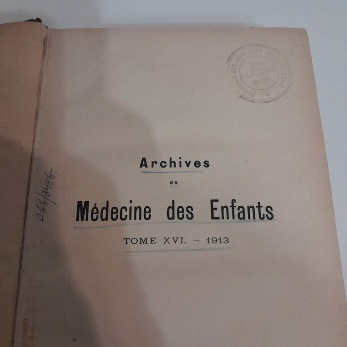 Книга (1913 г.) Архивная медицына