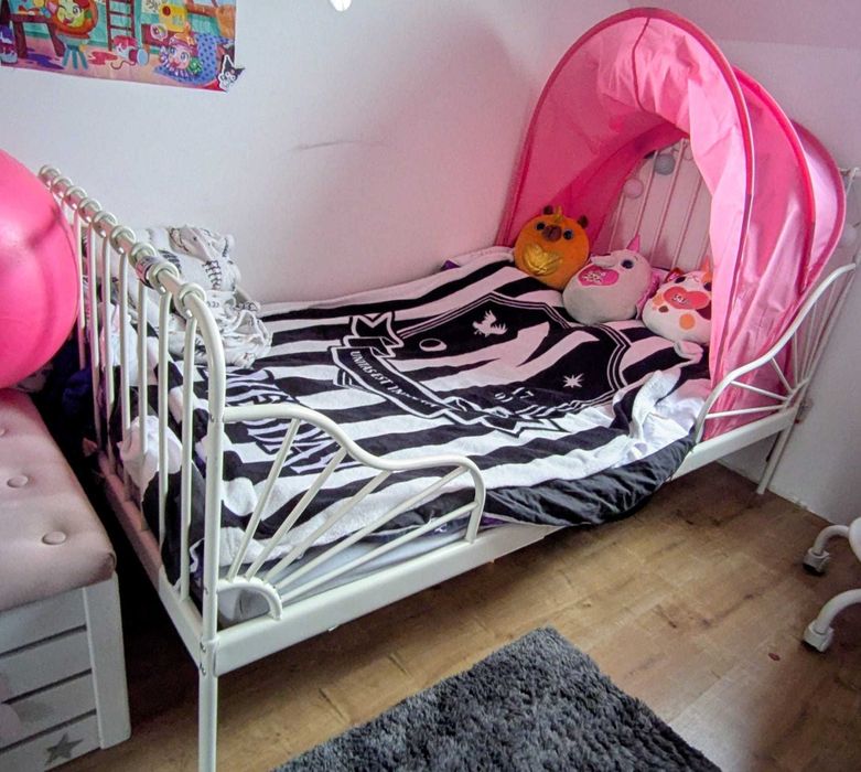 Łóżko Minnen z regulowaną ramą