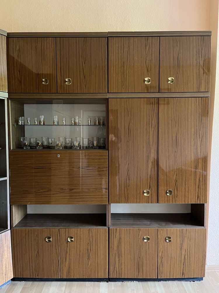 Oddam za darno meble retro mebloscianka