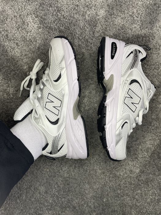 New balance 530 -Tamanhos 37, 38, 39 e 40 disponíveis.