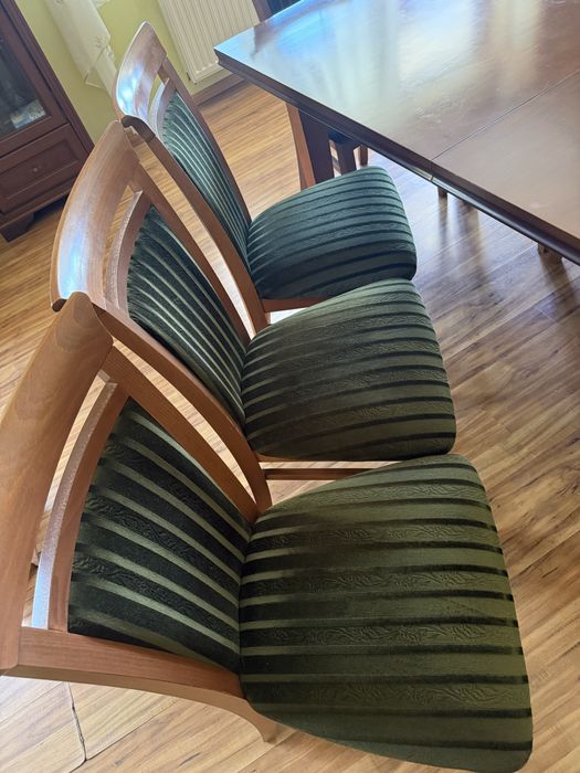 Stół rozkladany + 8 krzeseł lite drewno